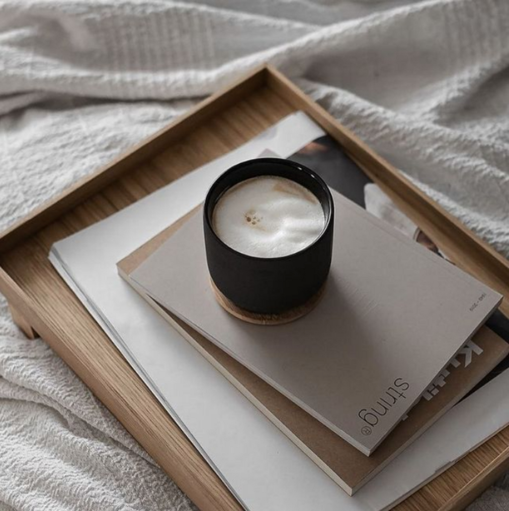 Theo cup. with coaster/lid - black